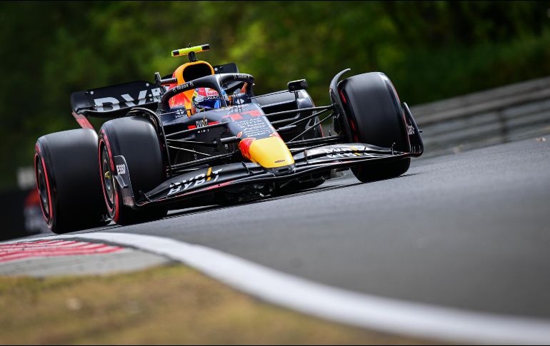 El mexicano Sergio ''Checo'' Pérez correrá su carrera 11 de 2023 con Red Bull en el GP de Hungría. AFP / ARCHIVO