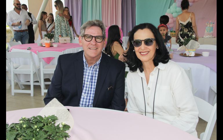 Diego de la Garza y Martha Torres de la Garza. GENTE BIEN JALISCO/ Esmeralda Escamilla