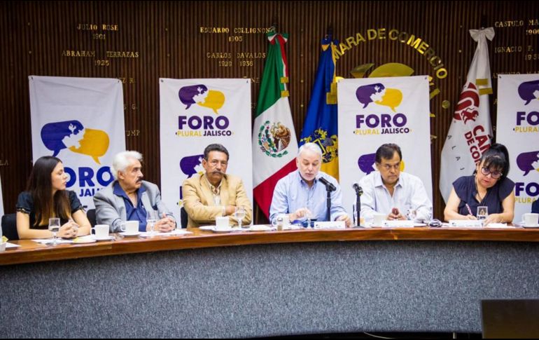 González Márquez, recordó que en el Foro Plural Jalisco se han propuesto ser instrumentos de cambio y desde el principio han pugnado por definir de manera conjunta con los ciudadanos el rumbo que debe tomar el país. CORTESÍA