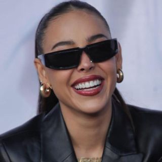 Danna Paola brilla en los Premios Juventud