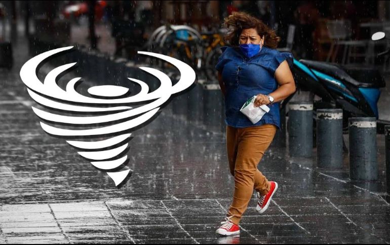 El SMN permanece atento a una zona de baja presión en el Océano Atlántico Central, mantiene este sábado 50% de probabilidad para desarrollo ciclónico en 48 horas y 70% en 7 días. SUN / ARCHIVO