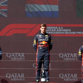 ¡Podio para Checo Pérez! El tapatío remonta y termina tercero en Hungría