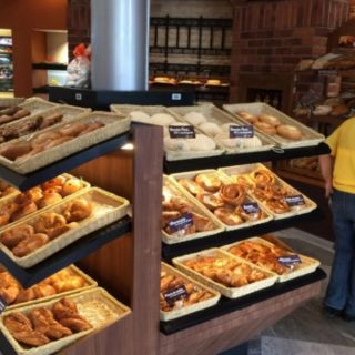 Estas son las pastelerías con descuento para adultos mayores con tarjeta de INAPAM