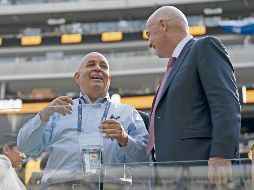 Juan Carlos Rodríguez (izq.) dice que se trabaja para que el futbol mexicano esté entre la élite mundial. IMAGO7/R. Vadillo