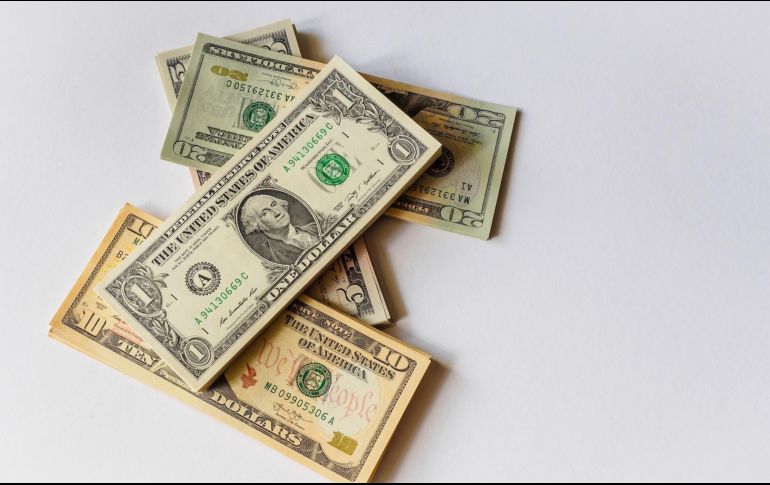 El peso mexicano se ubica en los mercados internacionales alrededor de los 16.74 pesos por dólar. ESPECIAL/Unsplash