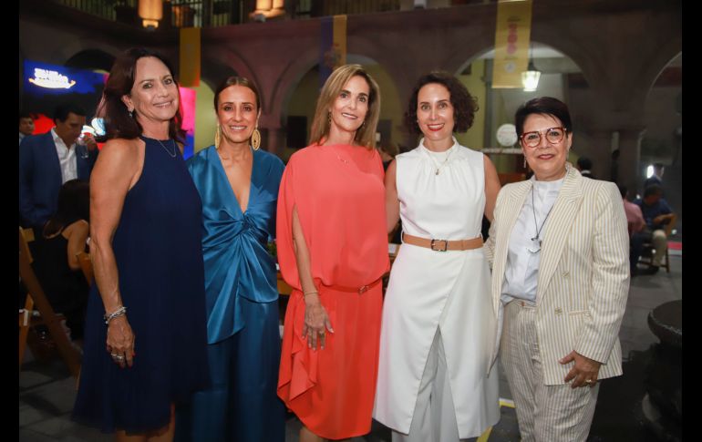 Josefina Barragán, Maye Villa de Lemus, Martha Moragrega, Joanna Carrillo y Adriana Romo. GENTE BIEN JALISCO/ Tony MTZ @tonymtzphoto