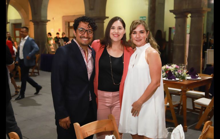 Javier Rios, Marcela González y Rosa Elia Gómez. GENTE BIEN JALISCO/ Tony MTZ @tonymtzphoto