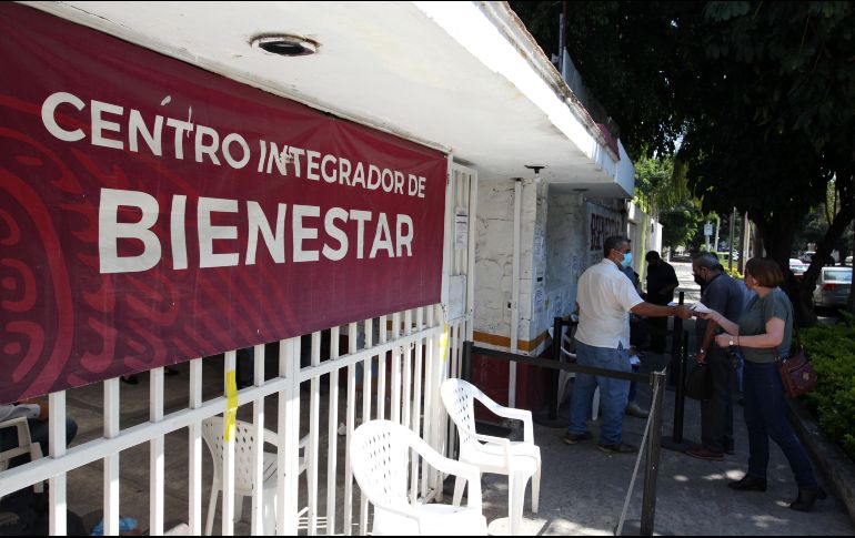 Los oficiales solicitaron el apoyo de paramédicos de los Servicios Médicos Municipales quienes confirmaron el deceso del hombre de 76 años. EL INFORMADOR / ARCHIVO