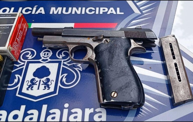 Los oficiales les marcaron el alto y al entrevistarse con los sujetos, tomaron una actitud evasiva. CORTESÍA