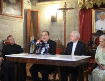 Señor canónigo J. Guadalupe Dueñas Gómez, destacó que están adquiriendo diferentes documentos históricos para el  proceso de beatificación de Fray Antonio Alcalde. EL INFORMADOR / E. Gómez