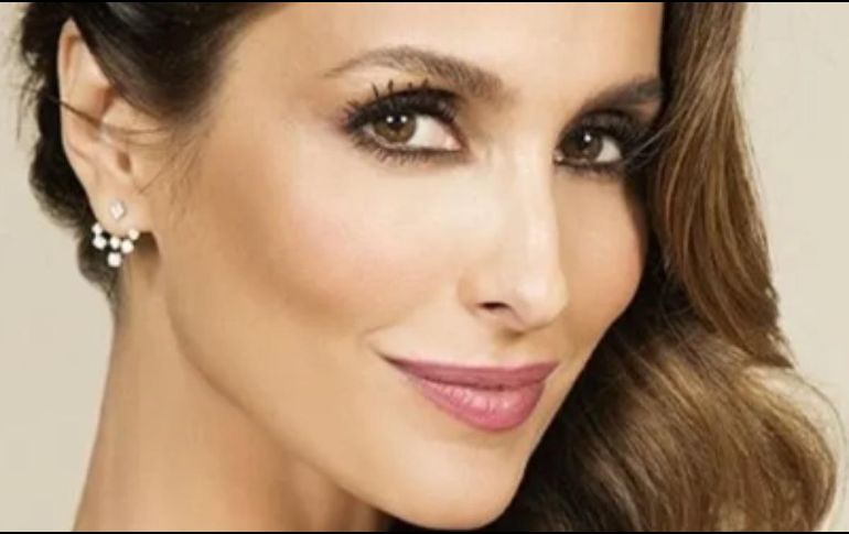 Paloma Cuevas tiene elegancia y sabe que prendas están en tendencia. ESPECIAL