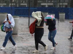 En este temporal de lluvias toma tus precauciones. SUN