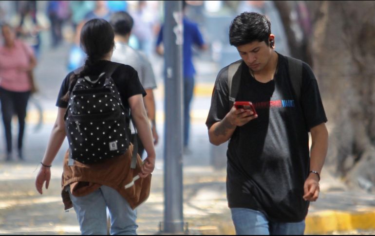 Los fraudes telefónicos están evolucionando constantemente. EL INFORMADOR/ ARCHIVO