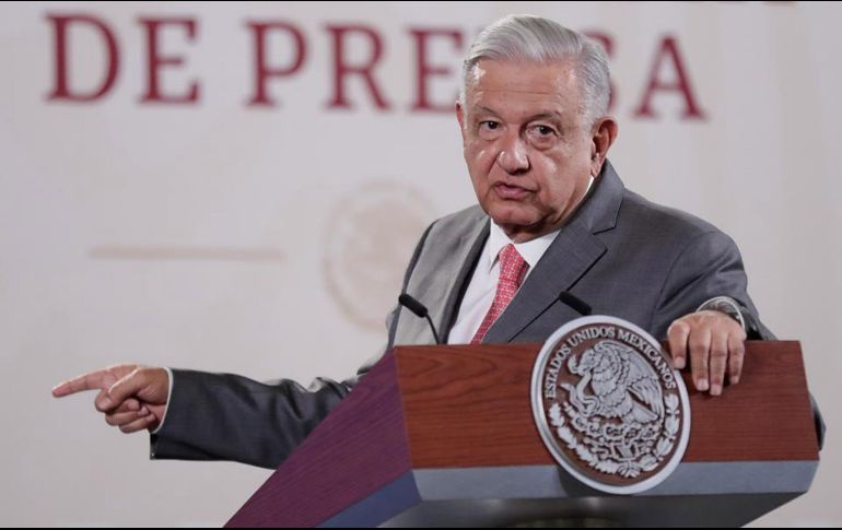 En las próximas semanas el Presidente de México viajará a Colombia y Chile; expresó que se tiene que andar con cuidado y no ha definido si viajará en un avión militar o en uno comercial. SUN