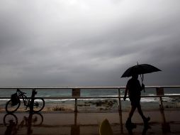 Un posible ciclón tropical dejará lluvias intensas y fuerte oleaje en las costas de Jalisco y Colima. EFE/Archivo