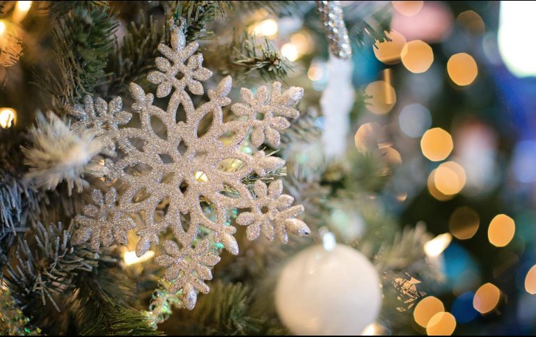 La tradición católica indica que el árbol se debe instalar al comienzo del Adviento, que este año es el 3 de diciembre. PIXABAY