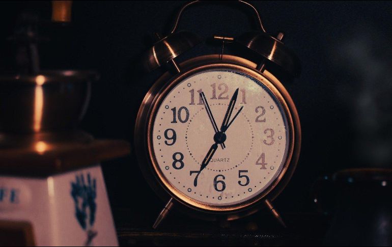 Hay quienes argumentan que algunas horas son mensajes de los ángeles o señales universales, entonces te conviene prestar mucha atención a las manecillas del reloj. PIXABAY / ESPECIAL