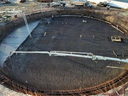 La empresa Cemex realizó un colado masivo en un tiempo récord de 32 horas. ESPECIAL