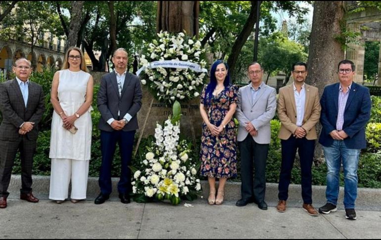 Luego de la reunión de funcionarios municipales, académicos y líderes sociales presentaron al municipio agenda para difundir y honrar de forma permanente al Benemérito fundador de instituciones como la UdeG y los Hospitales Civiles. EL INFORMADOR / J. Velazco