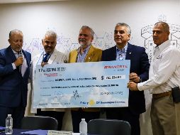 El Hospital Civil de Guadalajara recibió un donativa que servirá para los pacientes con cáncer. EL INFORMADOR/ A. Navarro.