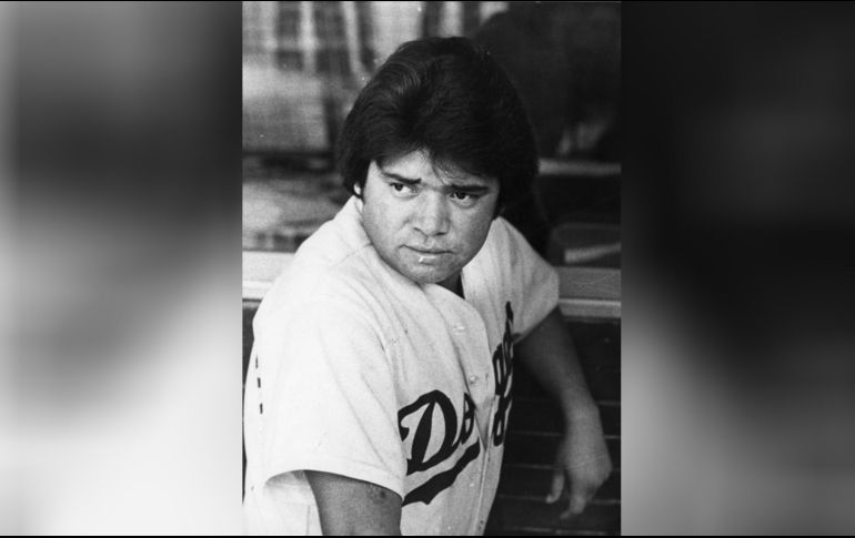 Al fenómeno de la afición por Fernando Valenzuela en los Dodgers se le empezó a llamar la Fernandomanía, pues era un espectáculo verlo lanzar y entrar como bateador emergente. ARCHIVO