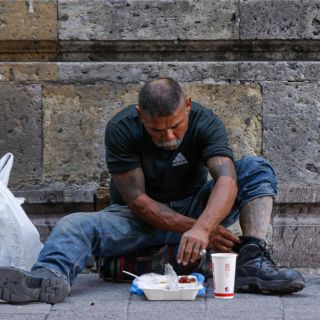 Cuántas personas han salido de la pobreza extrema en México, según el Coneval