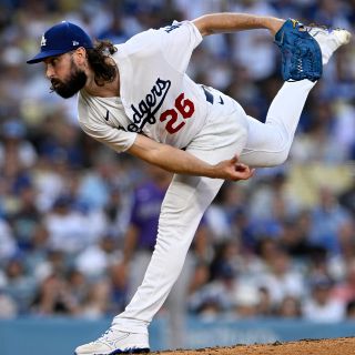 Tony Gonsolin controla a los Rockies y Dodgers suma otra victoria