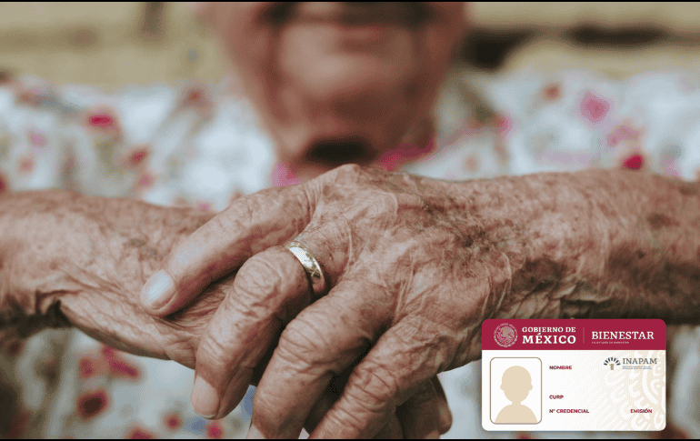 Los adultos mayores cuentan con distintos descuentos en servicios y tiendas departamentales, entre ellas Walmart. Unsplash.