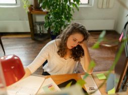 La nueva reforma laboral que promete reducir la jornada laboral pende de un hilo; esta es la razón por la que podría no aprobarse. EL INFORMADOR/ARCHIVO.