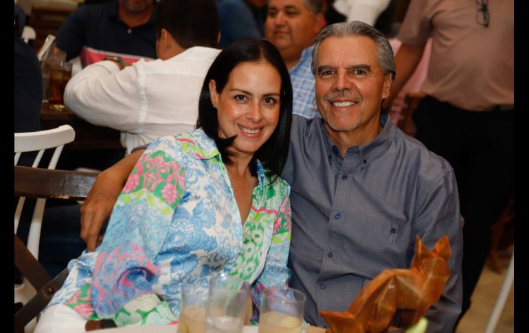Viviana Arregui y Carlos Moro. GENTE BIEN JALISCO/ Claudio Jimeno