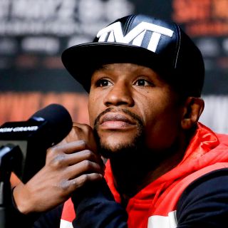 Canelo Álvarez "ya no es el mismo", asegura Floyd Mayweather