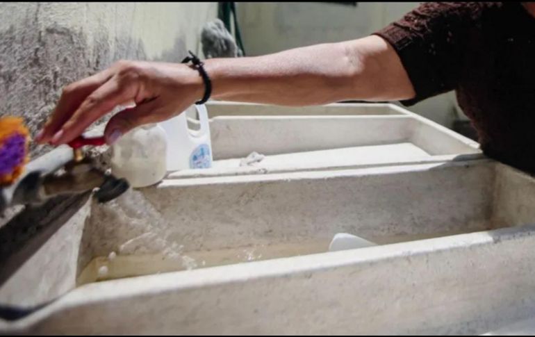 Ante cualquier duda o aclaración, el Siapa pone a disposición los siguientes medios para que resuelvas tus preguntas. EL INFORMADOR / ARCHIVO