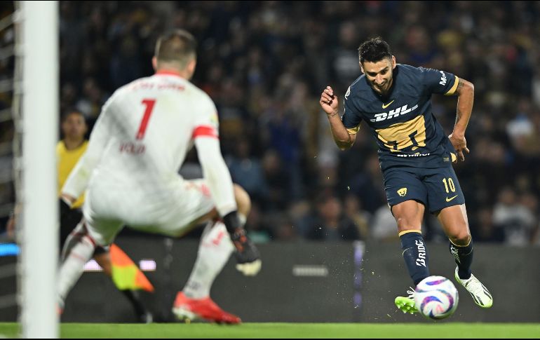 Los atacantes auriazules fallaron una y otra vez frente a la meta defendida por Tiago Volpi. IMAGO7/E. Espinosa