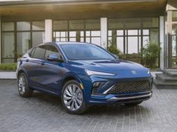 Los faros delanteros imponen dinamismo visual. CORTESÍA