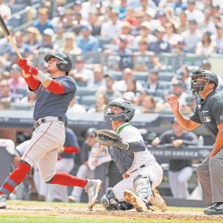 MLB: Luis Urías agrava la crisis de los Yankees