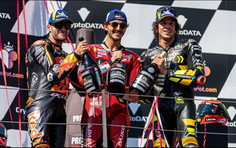 Francesco Bagnaia logró quedarse con el primer puesto en el Moto GP de Austria. EFE/Dominik Angerer