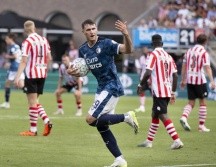 El “bebote” fue pieza fundamental para que el Feyenoord pudiera rescatar un punto de un partido. EFE/ O. Kraak