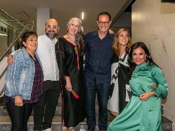 Ana Ramón, Igor Lozada, María Pagés, El Arbi El H Arti, Denisse Flores y Dolores Tapia. Gente Bien/ Jorge Soltero