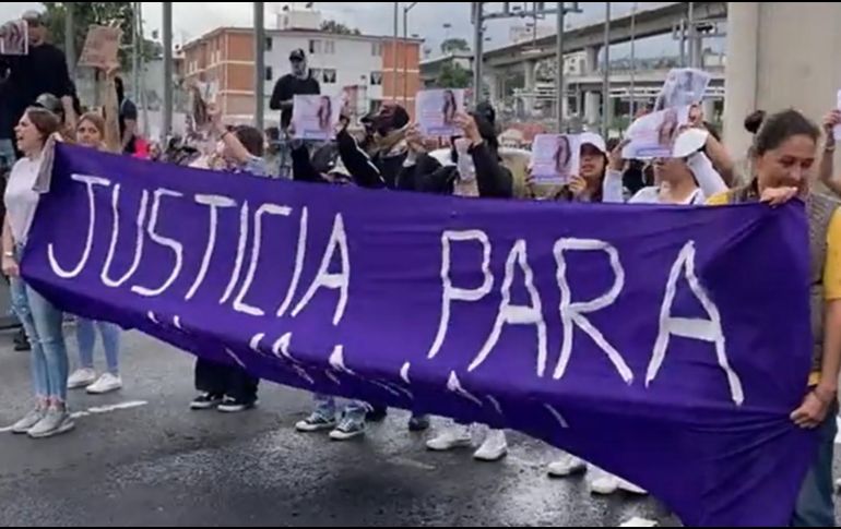 Familiares y amigos de Ivana salieron a calles de la CDMX para pedir justicia por la joven desaparecida. ESPECIAL/Sun
