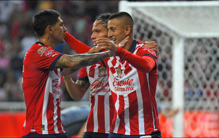 Chivas se mantiene como líder general tras 5 partidos disputados. IMAGO7