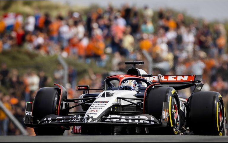 Ricciardo sufrió una lesión en la mano que requiere un periodo de recuperación. EFE / S. Van der Wal