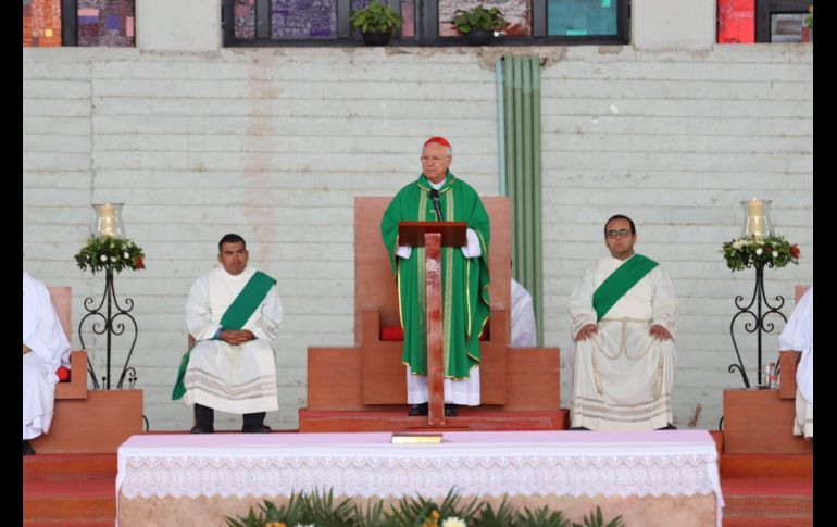 Durante la misa realizada en el Santuario de los Mártires en el marco del Día Internacional de las Víctimas de Desapariciones Forzadas el arzobispo también pidió a las autoridades que busquen dar solución a las familias. EL INFORMADOR / H. Figueroa