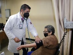 Alguien que pertenece a este sector poblacional puede padecer enfermedades médicas, psicológicas, problemas nutricionales y algunas cuestiones funcionales, como discapacidades. CORTESÍA