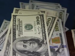 El dólar inició la jornada de hoy lunes por debajo de la barrera de los 17 pesos. EL INFORMADOR / ARCHIVO