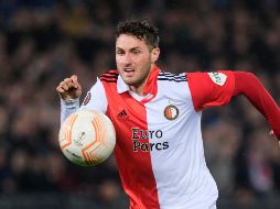 El goleador de esta jornada fue Santiago Giménez, quien hizo un doblete con el Feyenoord en la paliza que le propinó al Almere por 6 a 1. AP / ARCHIVO