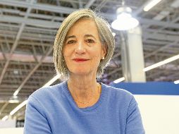 La escritora llega con la reedición de su primera novela, “Tonada de un viejo amor”. EL INFORMADOR