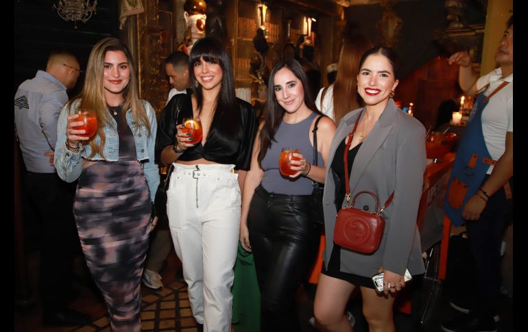 Grecia Gutiérrez, Diana Ibarra, Priscila Garibay y Ale Hernández. GENTE BIEN JALISCO/ Tony Martínez