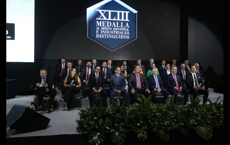 La Medalla al Mérito Industrial, se le otorga al empresario que, gracias a su relevancia industrial, es inspiración y ejemplo para otros empresarios, además de ser una persona digna del reconocimiento. EL INFORMADOR / H. Figueroa