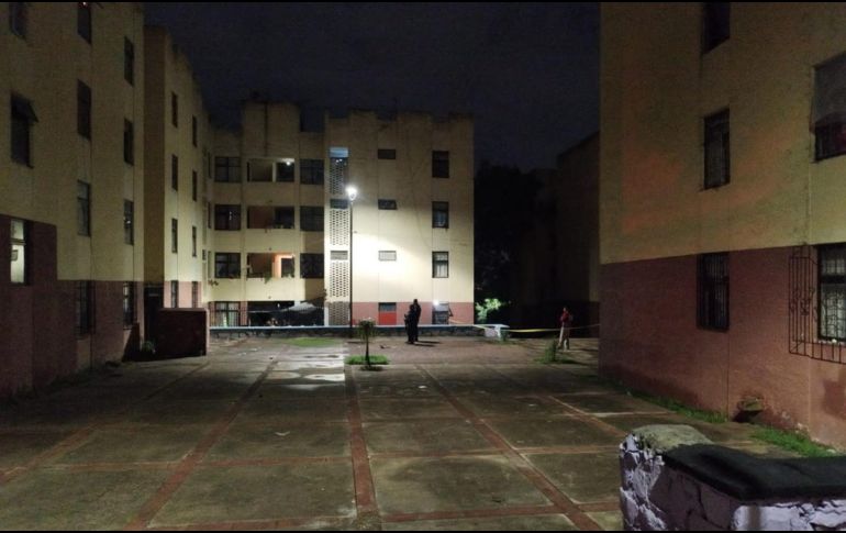 Policías acudieron y vieron que tres sujetos salieron corriendo, por lo que le dieron alcance a uno, que era un menor, de 15 años, y lo aseguraron. ESPECIAL