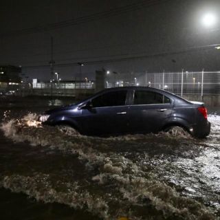 Empeoran inundaciones; la ciudad se inunda con cada lluvia fuerte